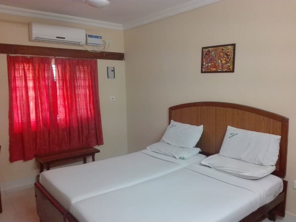 Ktdc Nandanam Guruvayoor Hotel Guruvāyūr Exterior foto